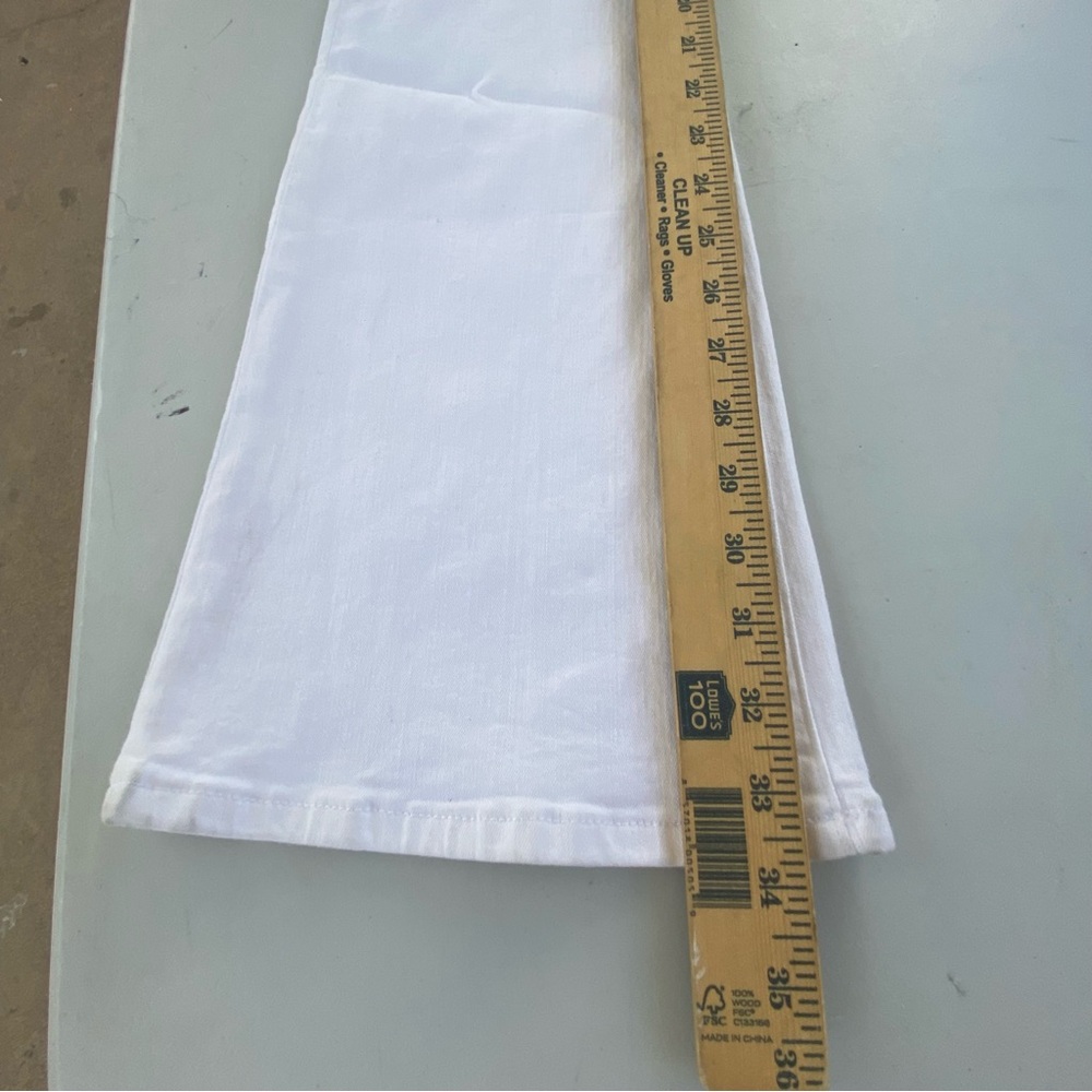 *scuffed* Le Frame High Rise White Flare Denim size 24 00 stretch - Picture 8 of 16